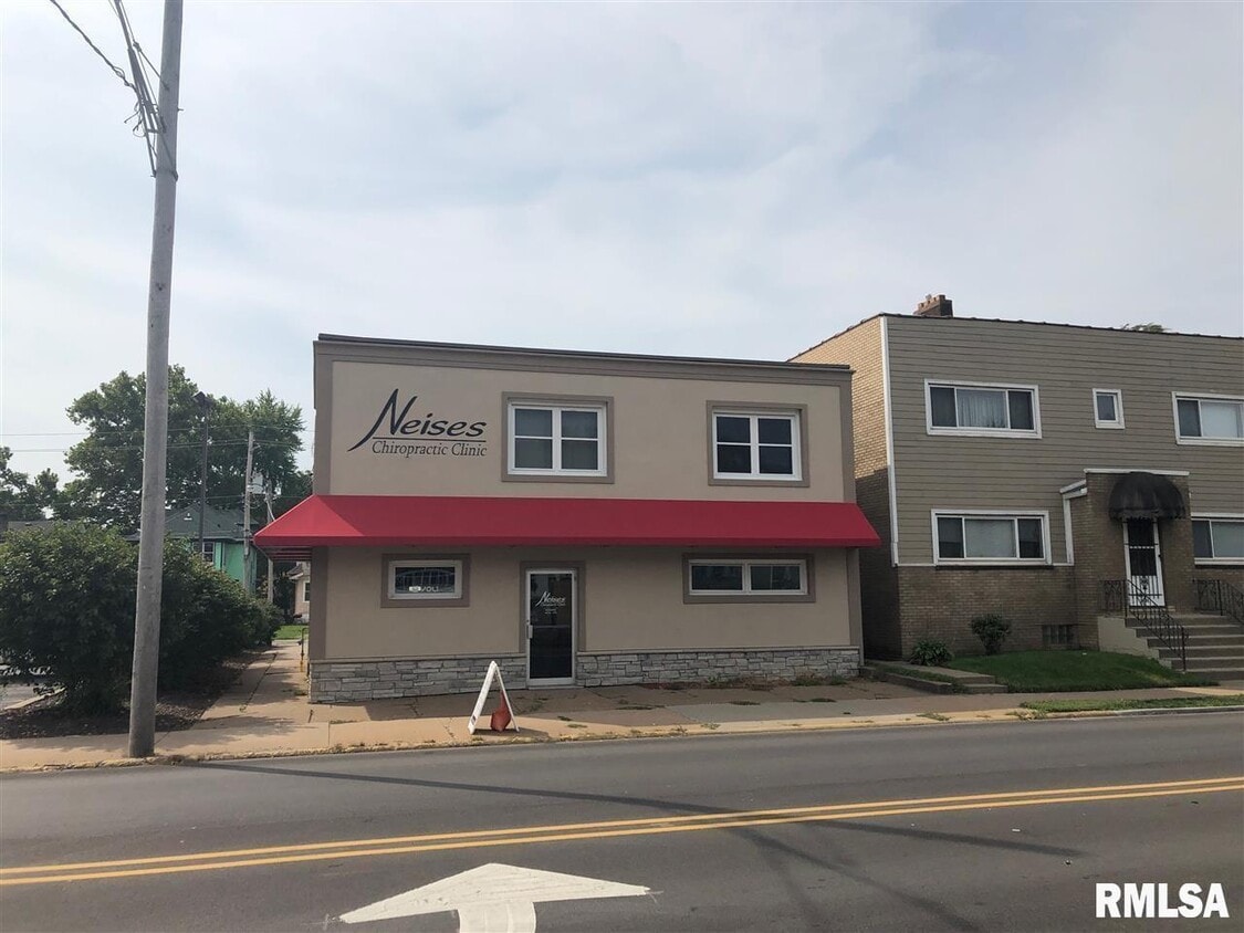 Foto principal - 2512 18th Ave