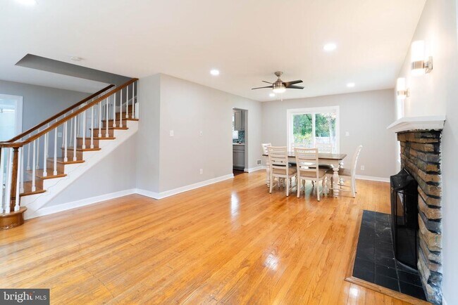 Foto del edificio - 9211 Bells Mill Rd