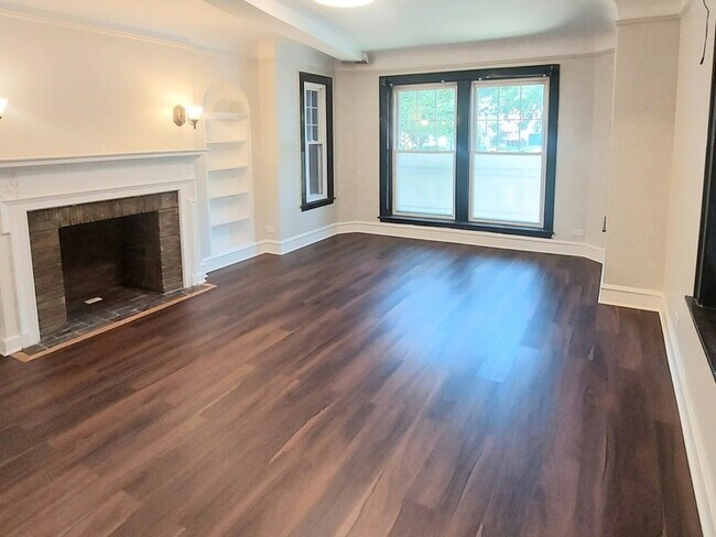 Foto del edificio - 4835 Lee St