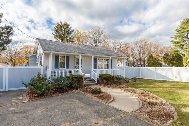 Building Photo - 36 Kulig St