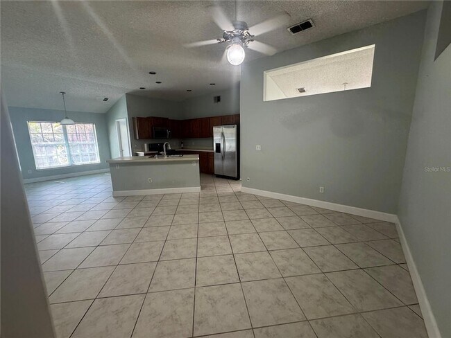 Foto del edificio - 10941 Mill Pond Way