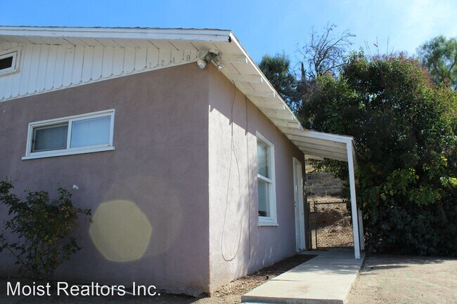 Building Photo - 2 br, 1 bath House - 12495 10th St
