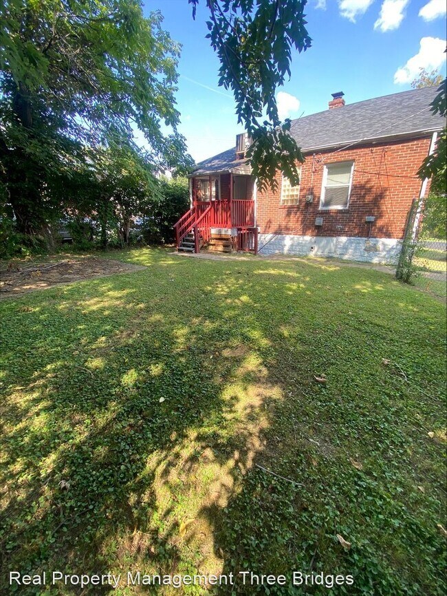 Building Photo - 2 br, 1 bath House - 6858 Stratford Avenue