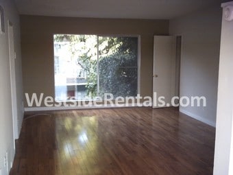 Primary Photo - 941 N San Vicente Blvd