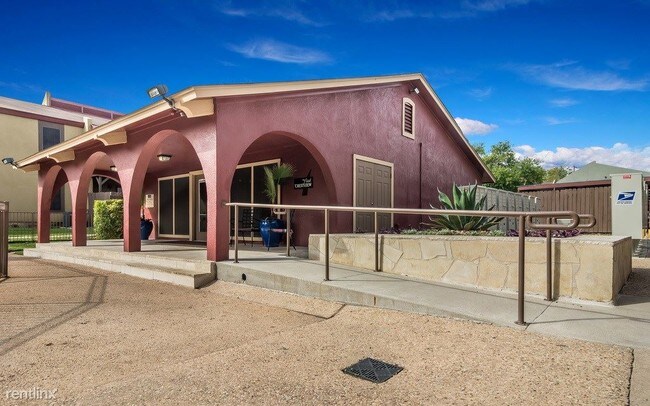 Building Photo - 8220 Research Blvd