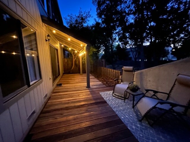 Building Photo - 9 Moraine Ct