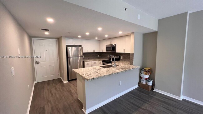 Building Photo - 218 NW 12th Ave