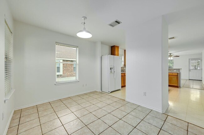 Foto del edificio - 308 Pheasant Ridge Drive