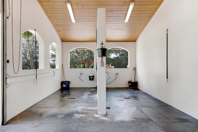Building Photo - 4985  Stables (Barn) Way