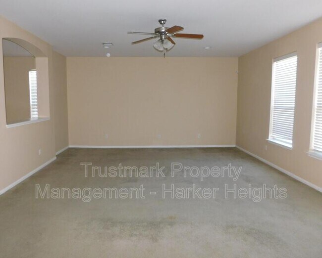 Building Photo - 2601 Moose Hide Dr