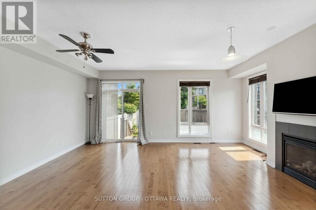 Building Photo - 248 Keyrock Dr