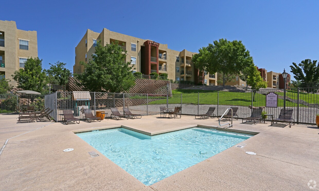 odyssey-apartments-10600-cibola-loop-nw-albuquerque-nm-apartments