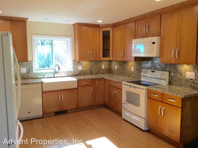 Building Photo - 2 br, 2 bath House - 4305A Turner Avenue