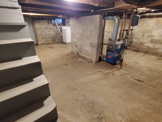 Basement - 8295 Limeridge Rd