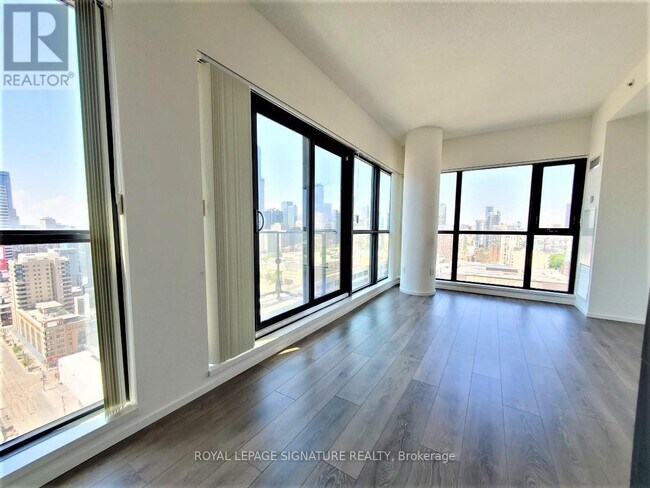 Building Photo - 159 Dundas St E