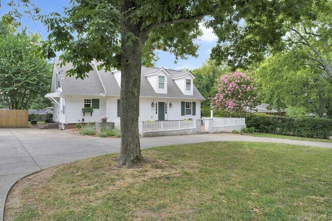 Building Photo - 419 Blackman Rd