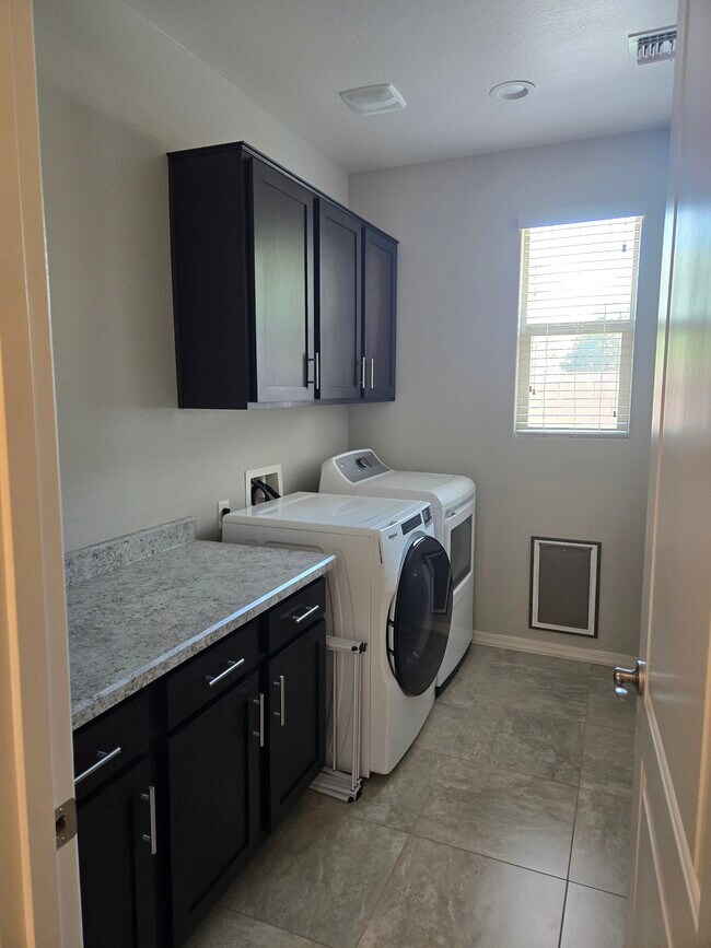 Building Photo - 20344 E Arrowhead Trail