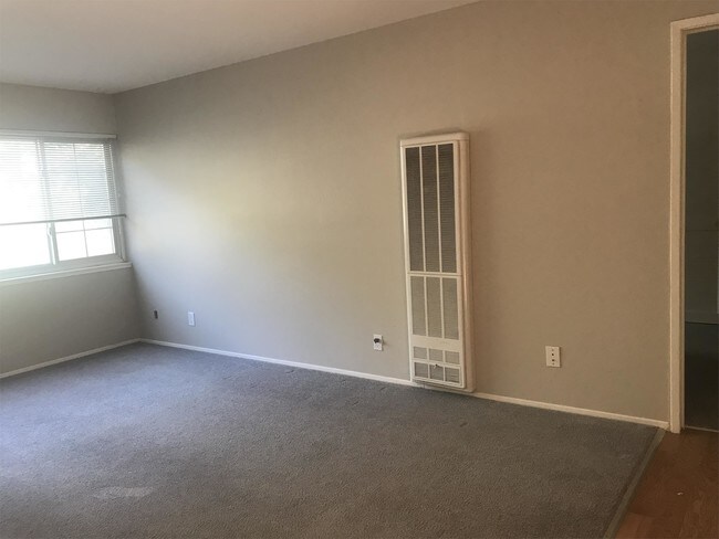 Foto del edificio - 2121 Whitman Way