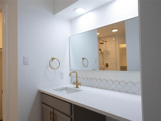 Building Photo - 5733 Sage Bloom Dr