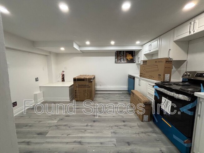 Photo du bâtiment - 85 East Avenue S