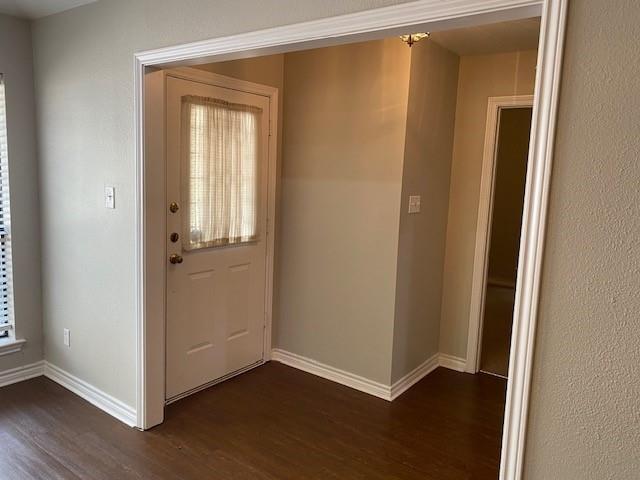 Foto del edificio - 1127 Bent Oaks Dr