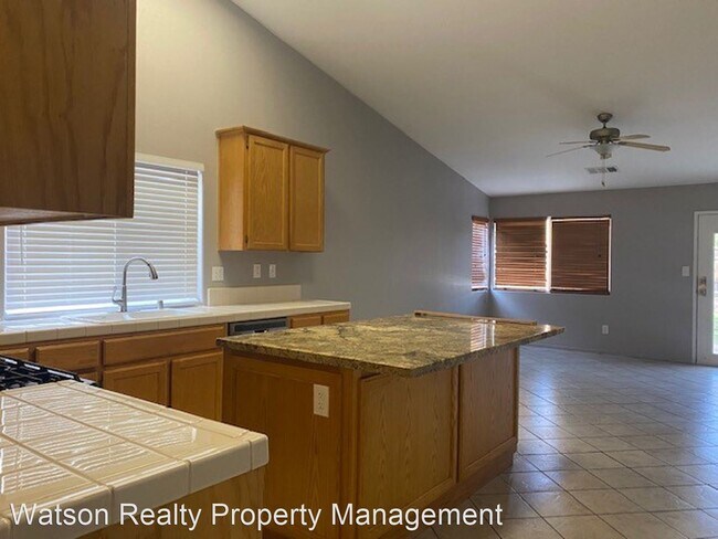 Building Photo - 3 br, 2 bath House - 9806 Taos Peak Way