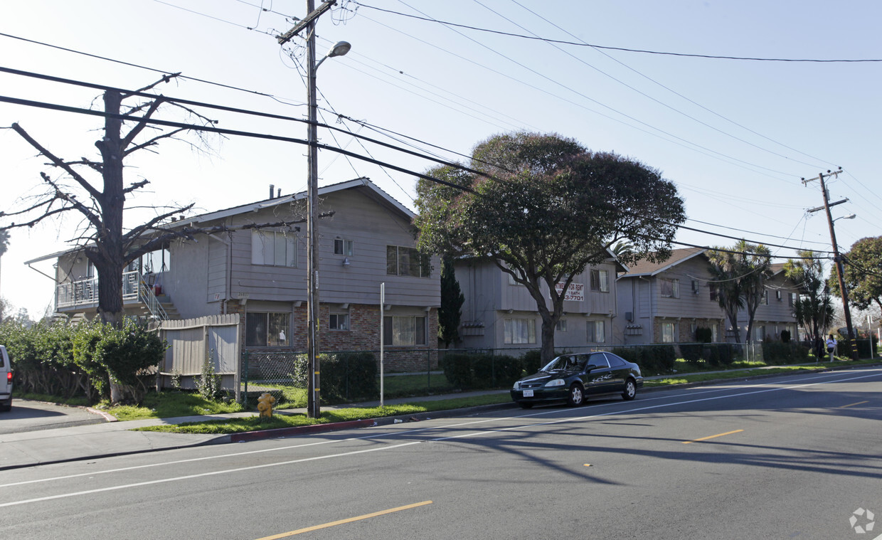 Towne Square - Towne Square Apartments