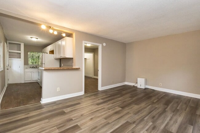 Building Photo - 387 Alice Dr