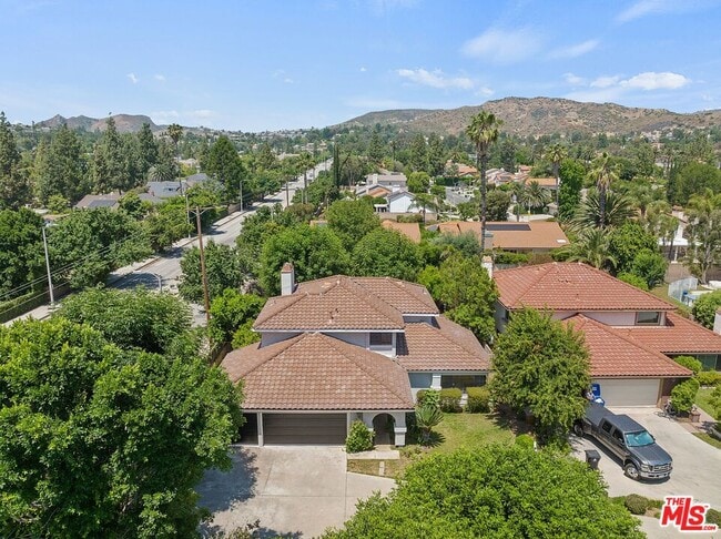 Foto del edificio - 23520 Elkwood St
