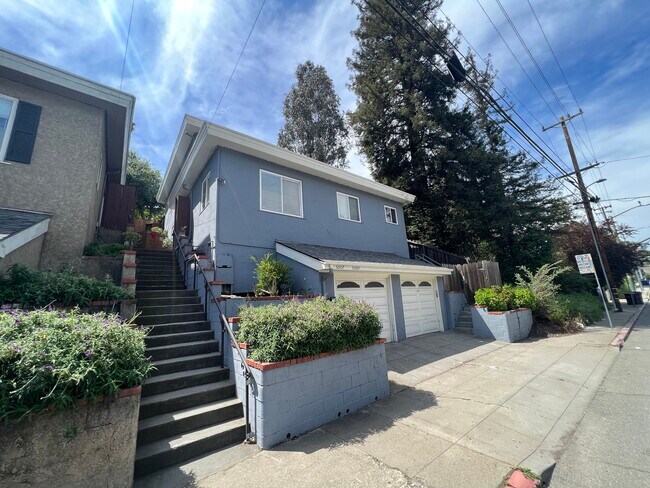 Building Photo - 5007 MacArthur Blvd
