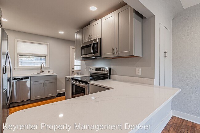 Building Photo - 3 br, 2 bath House - 3674 S. Logan St