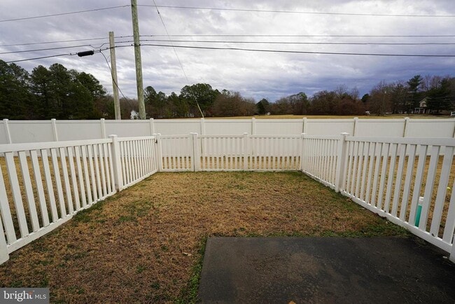 Building Photo - 439 Parkview Ct