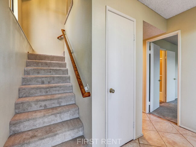 Building Photo - 2231 Pacific Ave