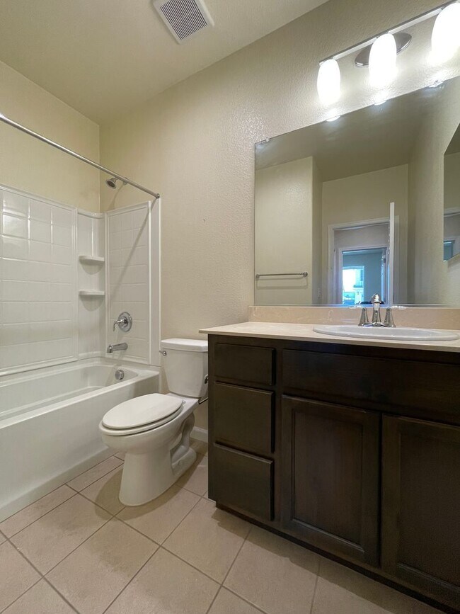 Foto del edificio - Beautiful Folsom Ranch Home