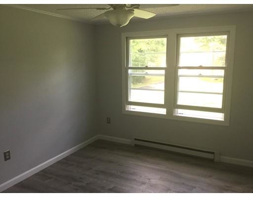 Building Photo - 395 High St