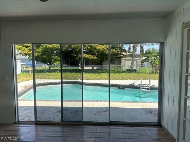 Foto del edificio - 2203 SE 2nd St