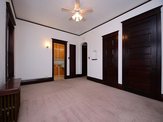Foto del edificio - 2419 F St