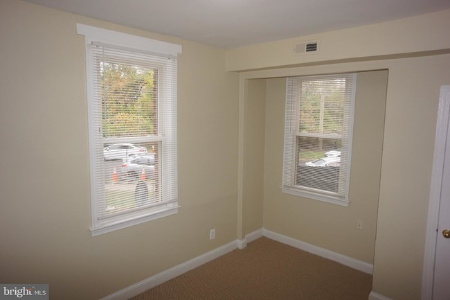 Foto del edificio - 2208 Nicholson St SE