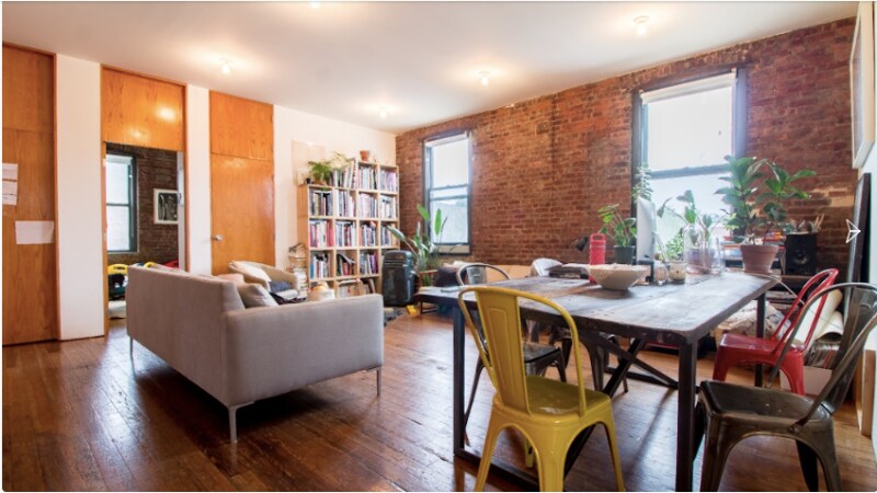 Primary Photo - 76 Kent St