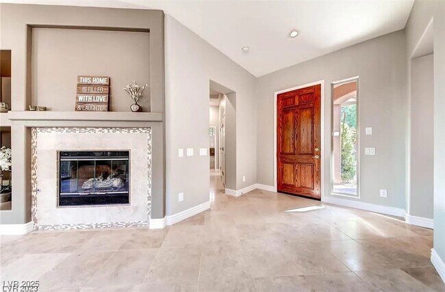 Foto del edificio - 104 Emerald Dunes Cir