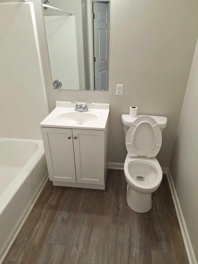 Foto del edificio - 39 Pine Dr