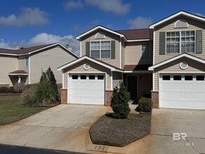 Building Photo - 1517 Regency Rd