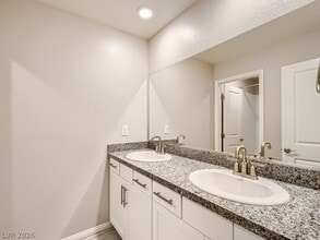 Building Photo - 10748 Wild Poppy Ave