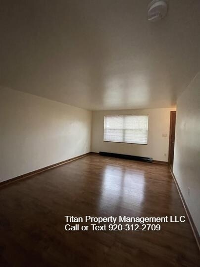 Building Photo - 1411 W Linwood Ave