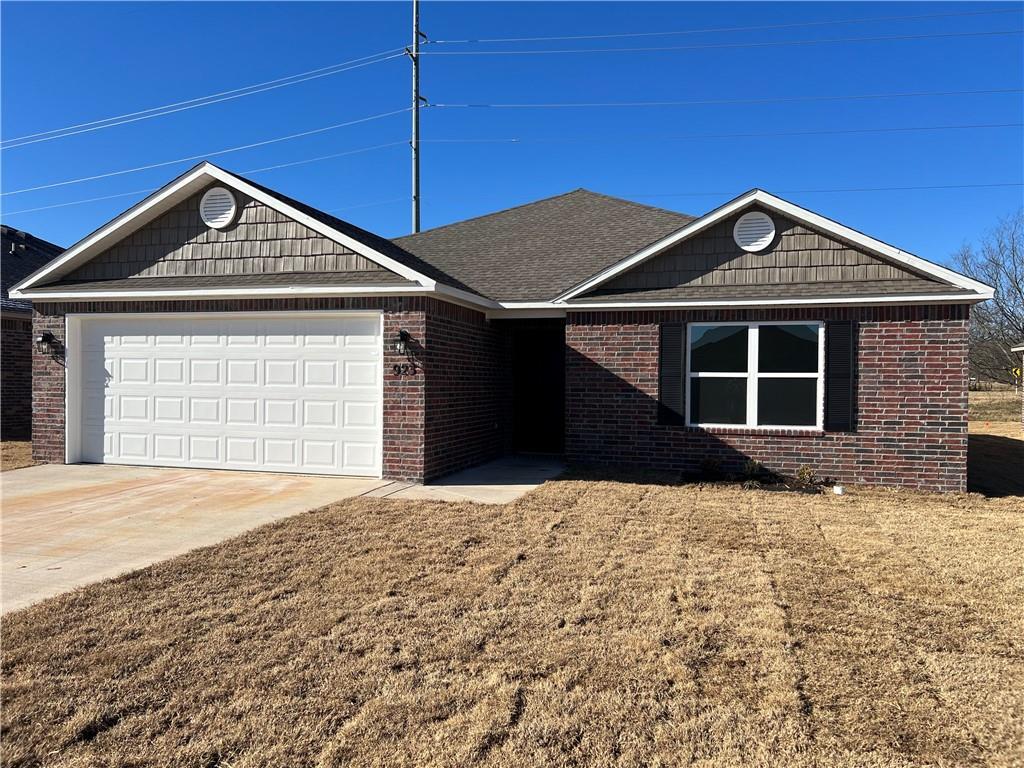 923 W Aiden Dr, Siloam Springs, AR 72761 House Rental in Siloam