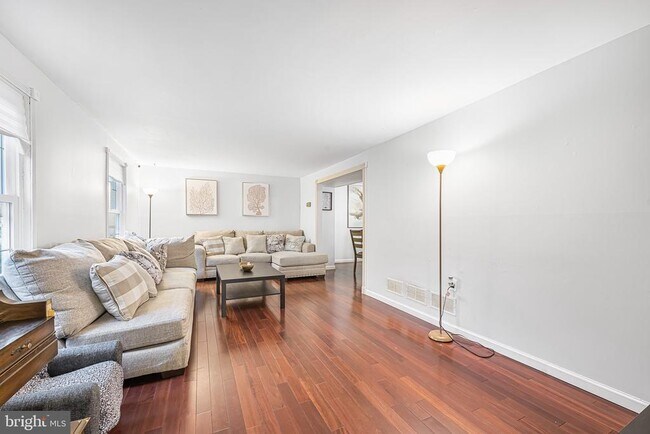 Foto del edificio - 25921 Largo Ct