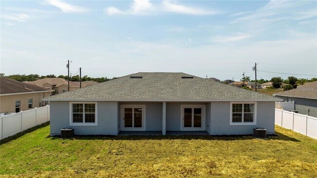 Foto del edificio - 835 Colville Dr