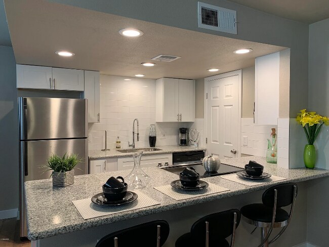 Foto del edificio - 4710 E Portland St