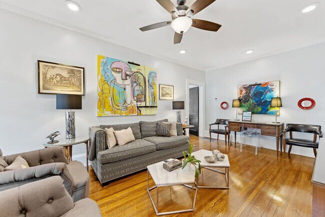 Foto del edificio - 500 Queens Rd