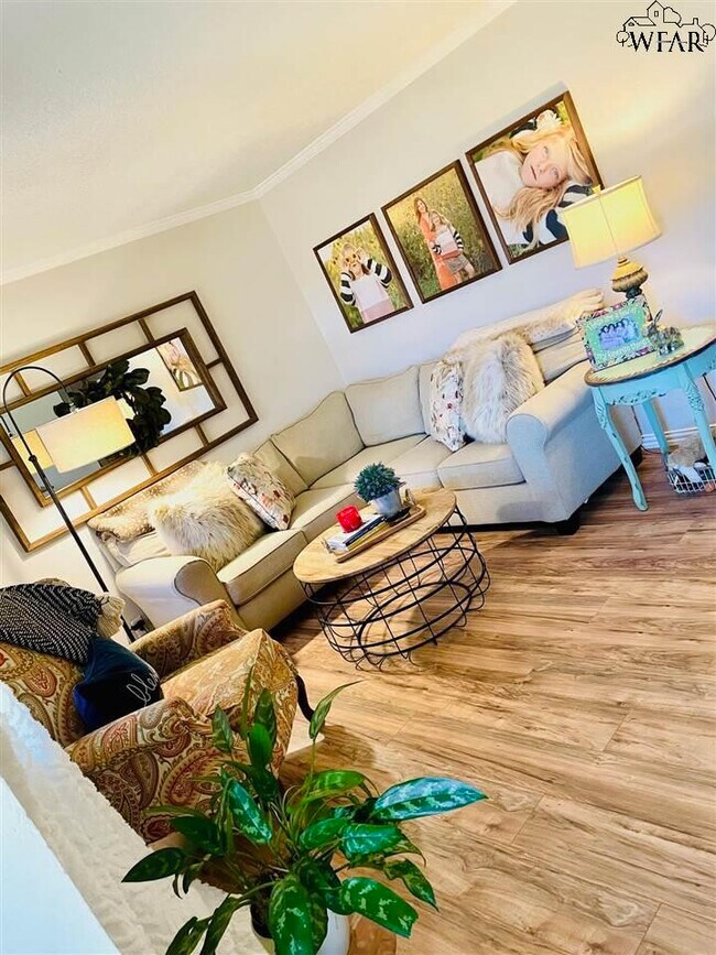 Foto del edificio - 4609 Western Hills Dr